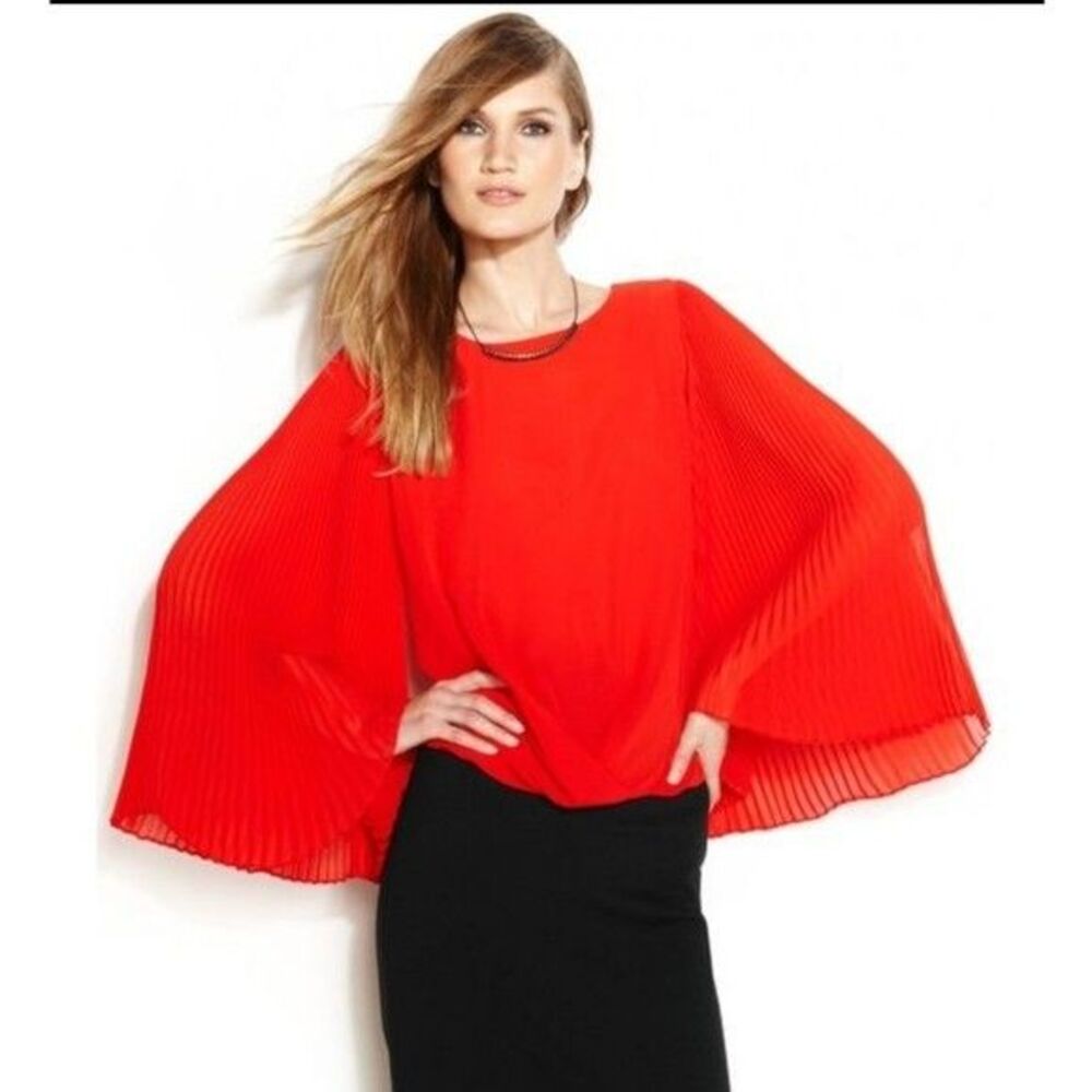 Vince Camuto Pleated Chiffon Bell Sleeve Blouse Top Hot Red Size Large Holiday